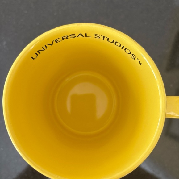 Universal Studios Minions despicable Me One Eyed Mayhem Yellow Coffee Mug 14 oz - Picture 6 of 6